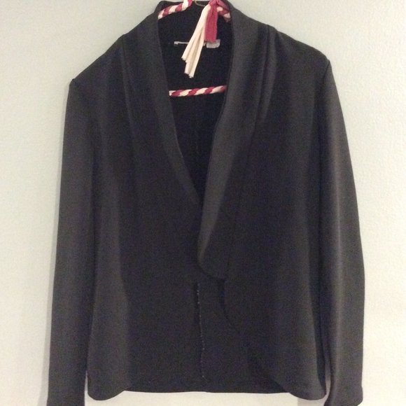 blazer - Picture 1 of 2